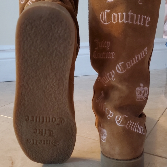 JUICY COUTURE BROWN SUEDE BOOTS - Picture 5 of 11